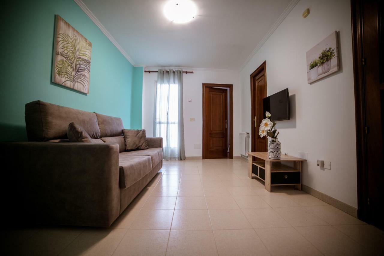 Apartamentos Enteros O Lagar Мелиде Екстериор снимка