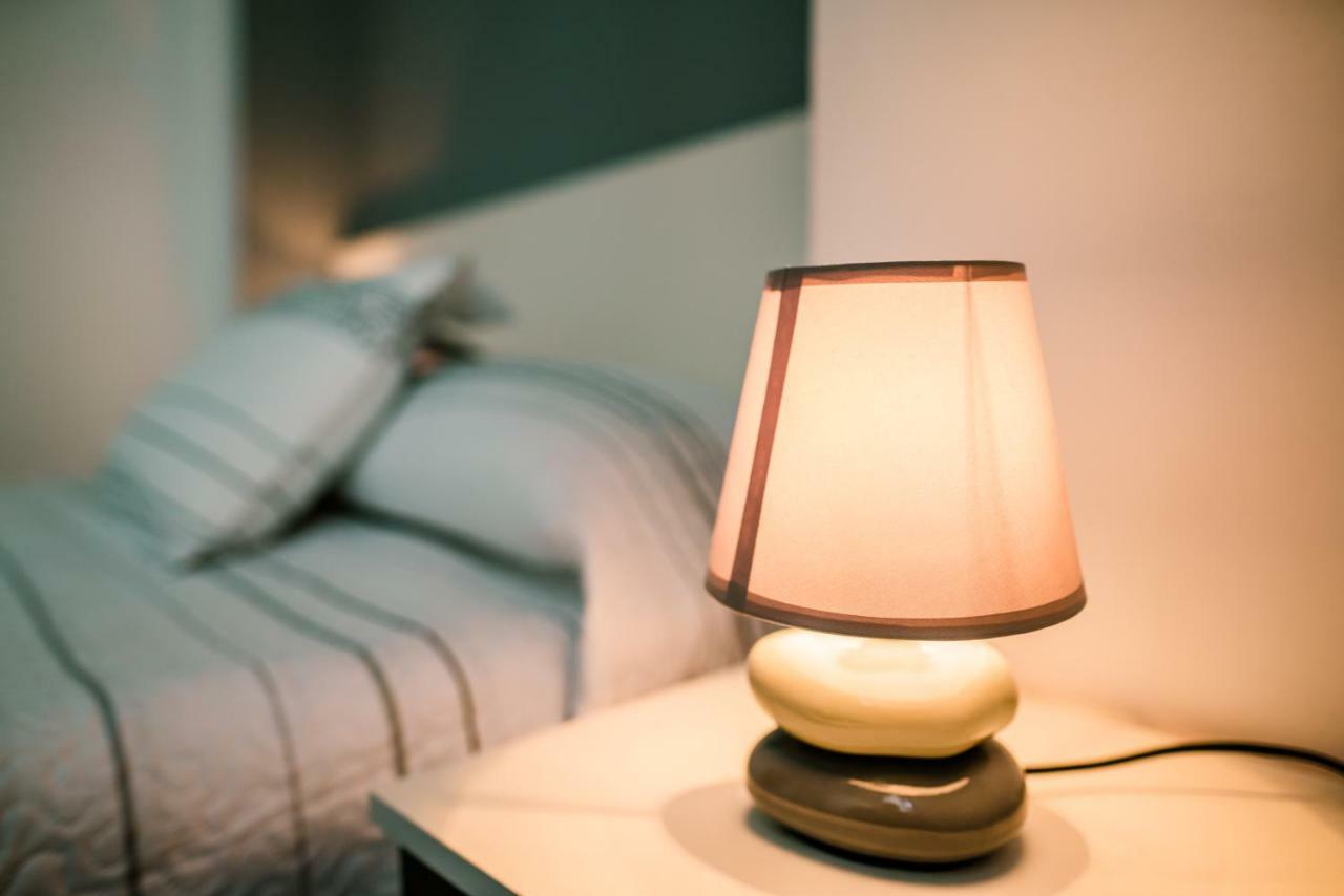 Apartamentos Enteros O Lagar Мелиде Екстериор снимка